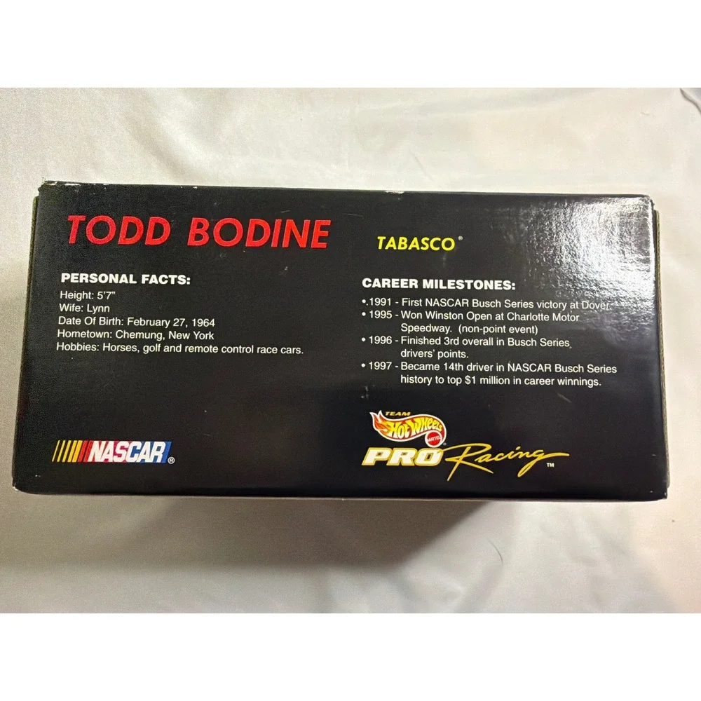 Hot Wheels Pro Racing Todd Bodine #35 Tabasco 1:24 Die-Cast NASCAR Pontiac 19257